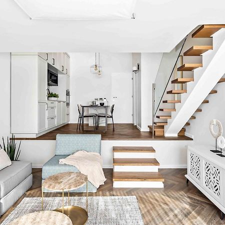 Elegant Duplex With Parking By Beachfront Stay Herzliya Экстерьер фото