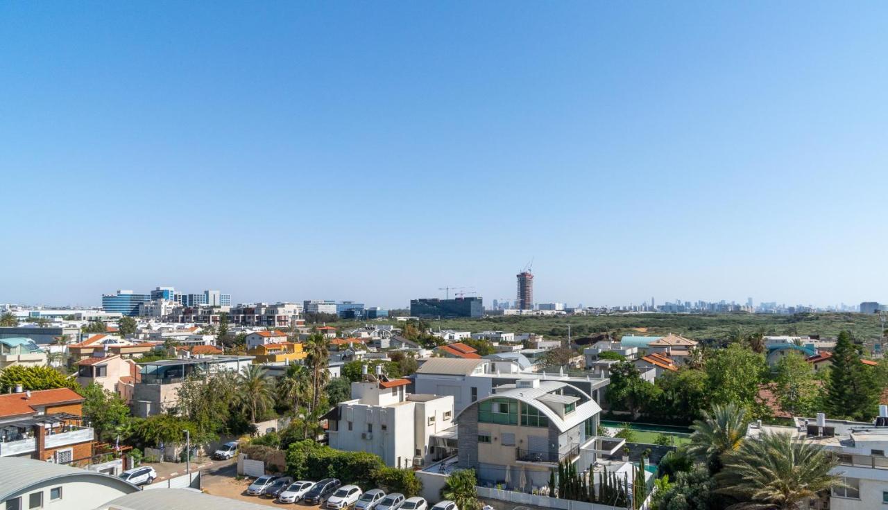 Elegant Duplex With Parking By Beachfront Stay Herzliya Экстерьер фото