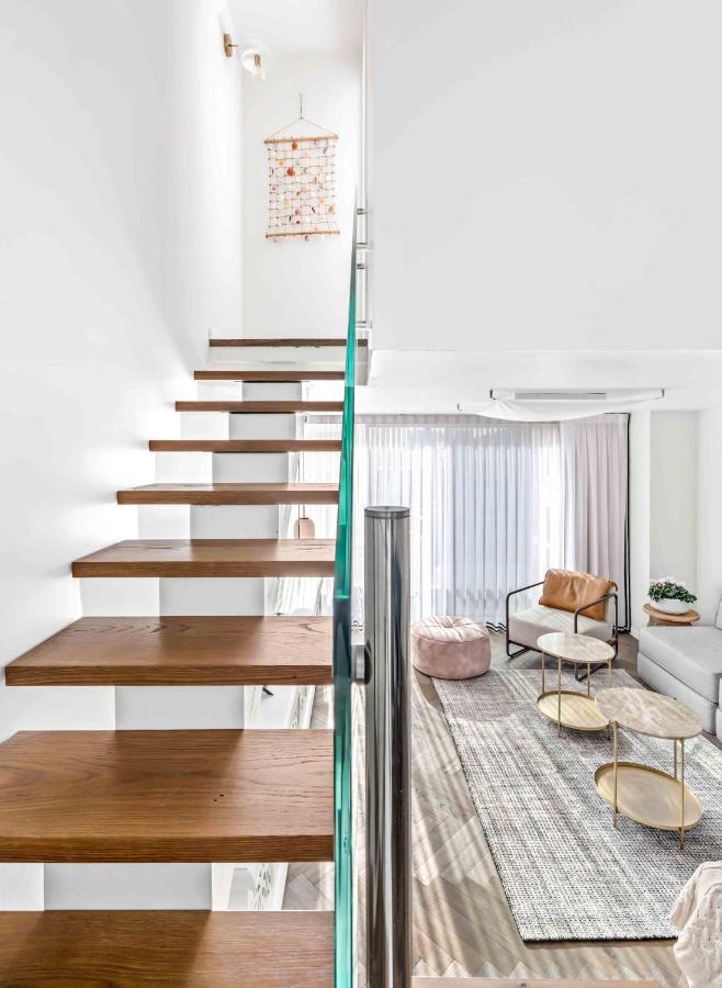 Elegant Duplex With Parking By Beachfront Stay Herzliya Экстерьер фото